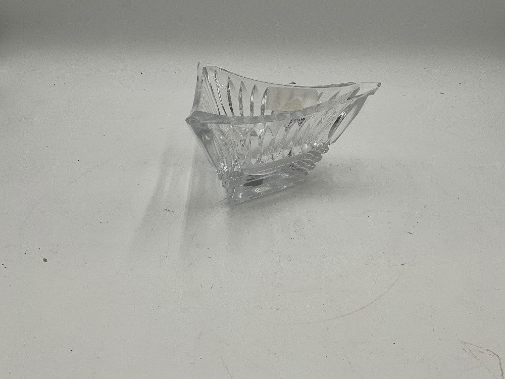 Mikasa Triangle Dish