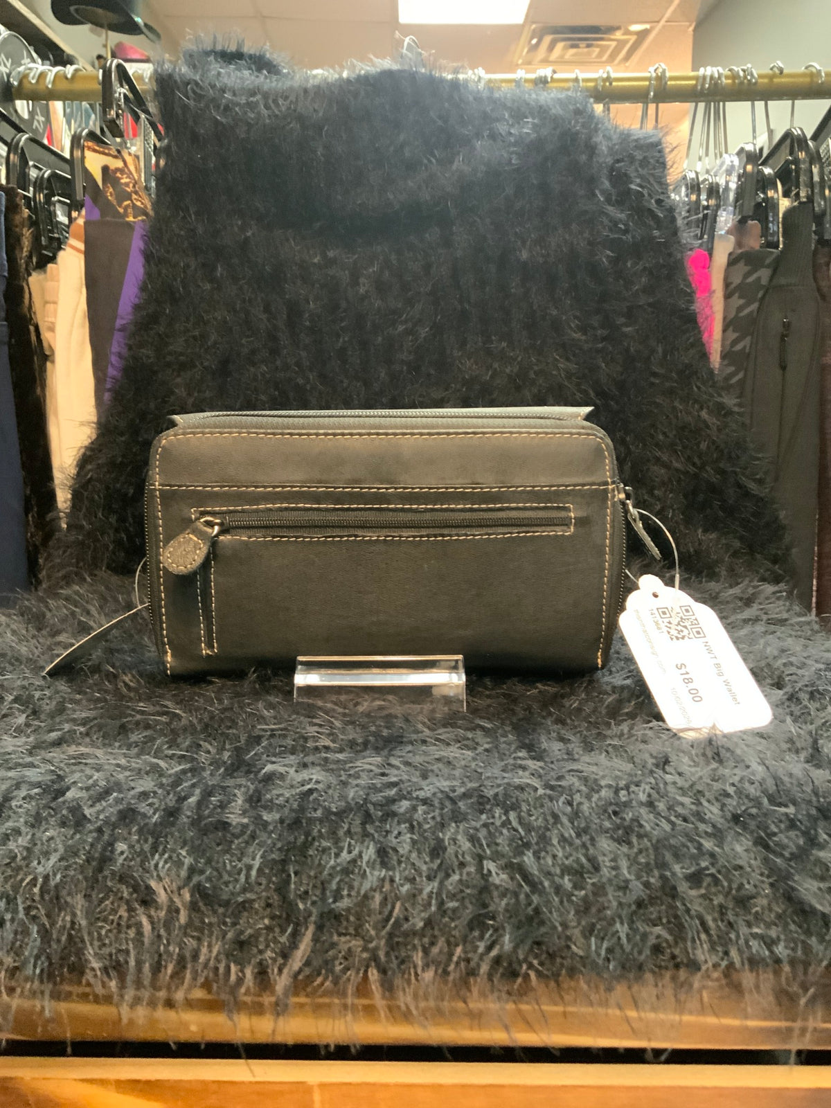 NWT Big Wallet