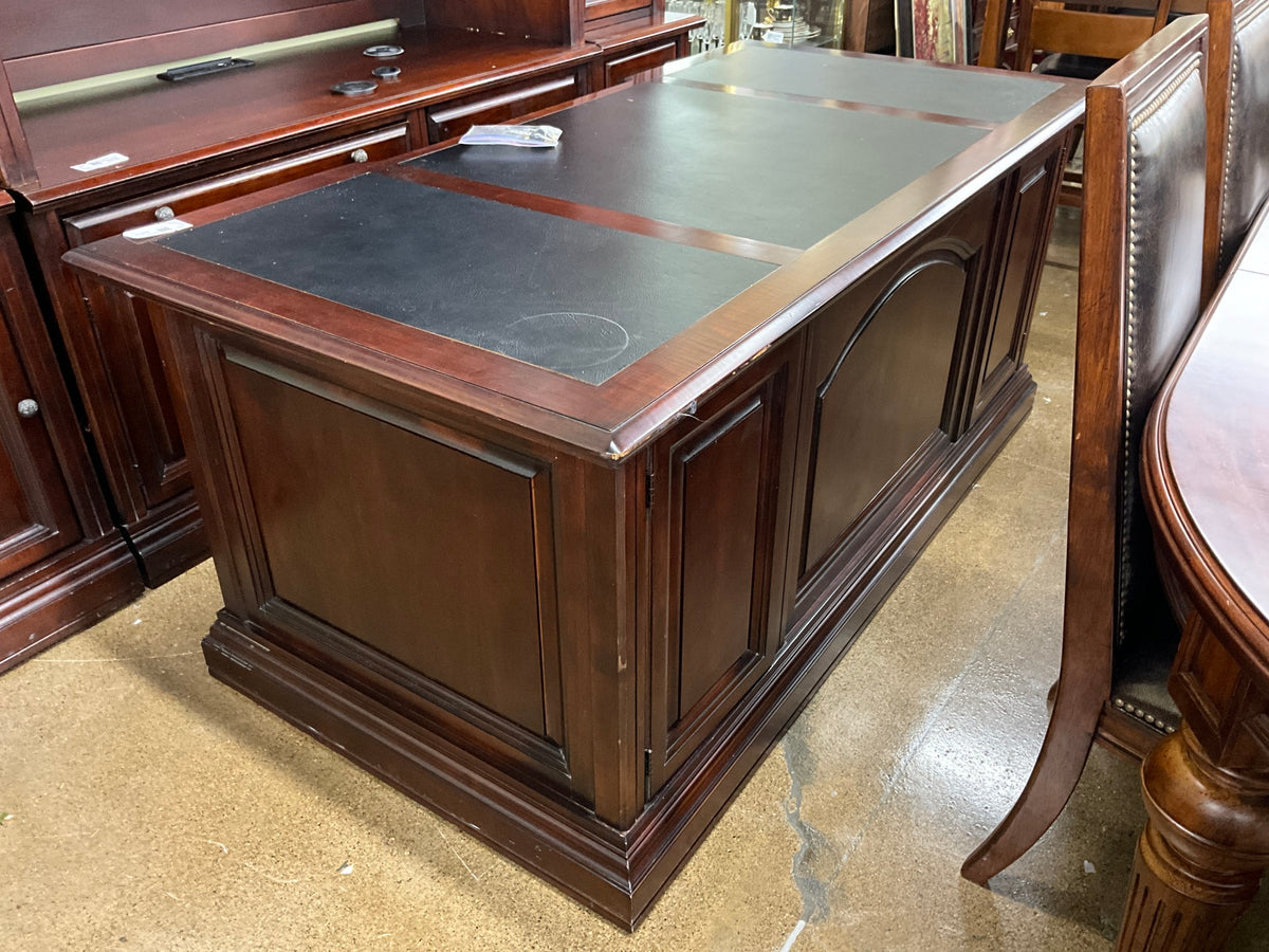 Romweber Executive Desk