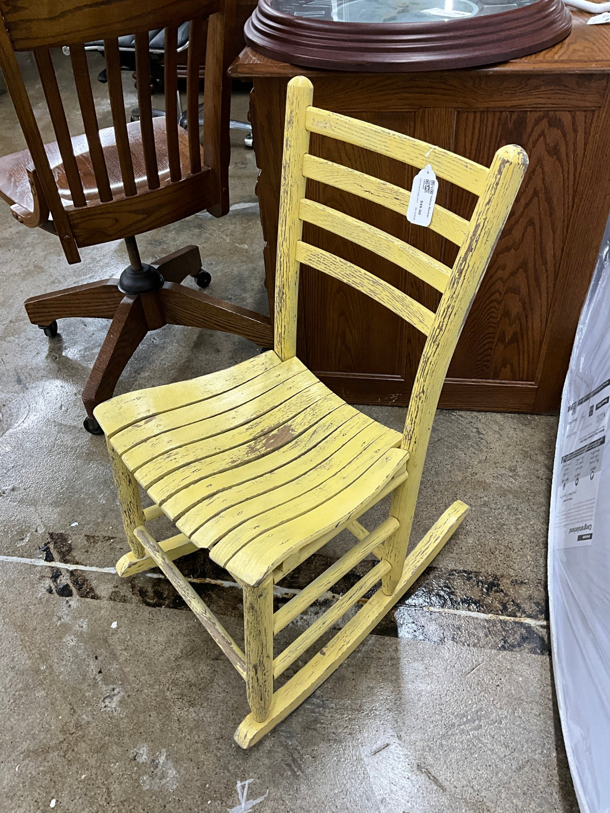 Yellow Rocker