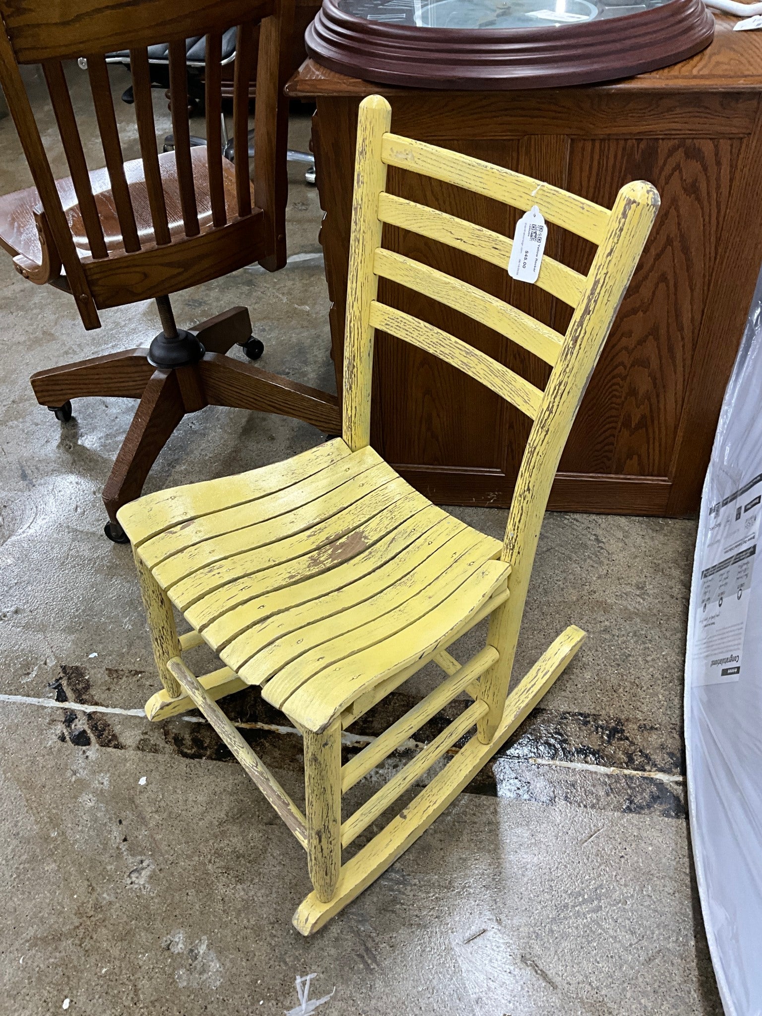 Yellow Rocker
