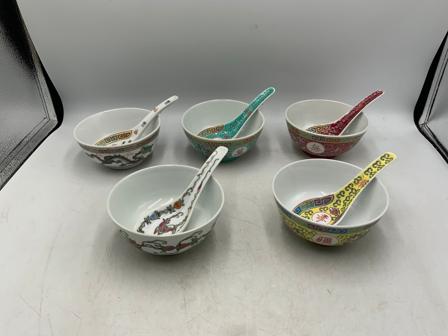 Set of 5 Bowls/Spoons