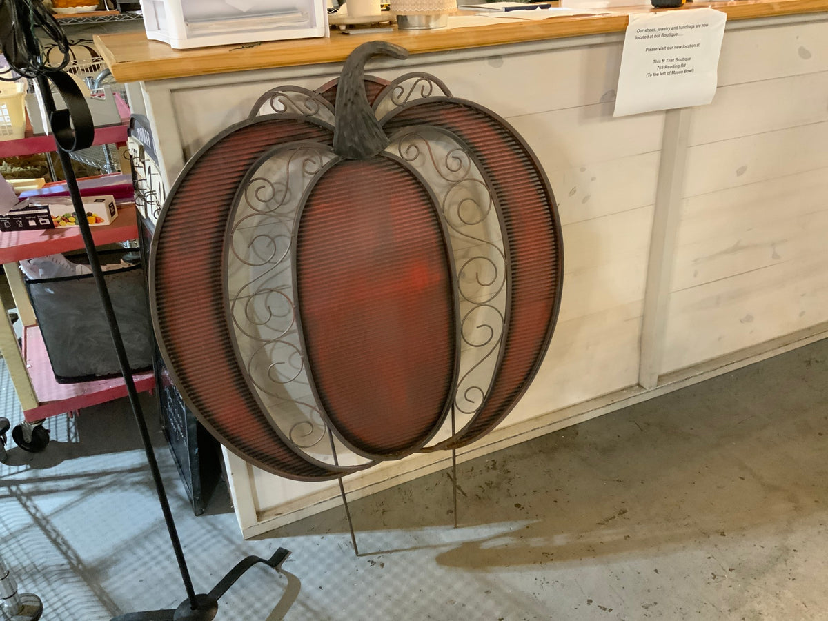 XXXL Metal Outdoor Pumpkin Yard Sign