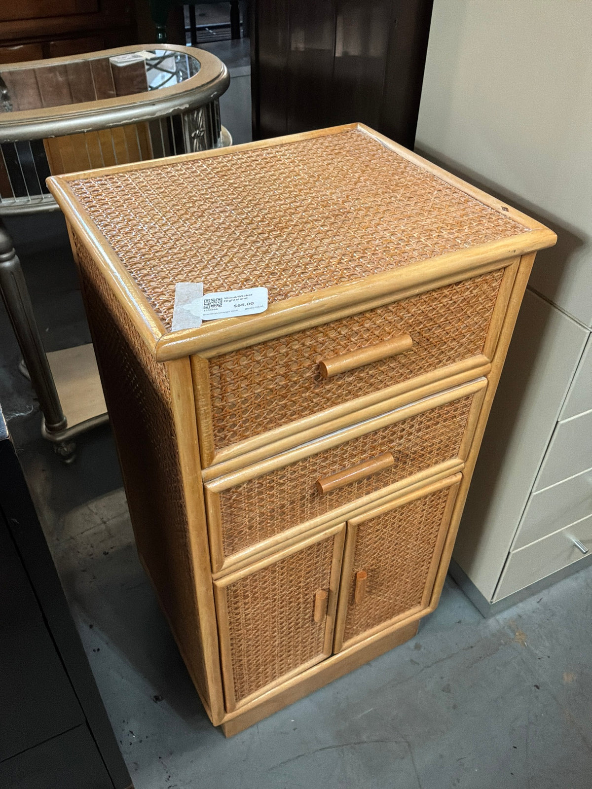 Wood/Wicker Nightstand