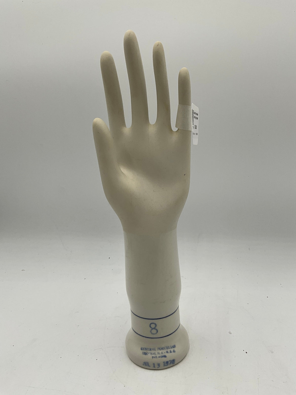 General Porcelain Hand Ring Holder