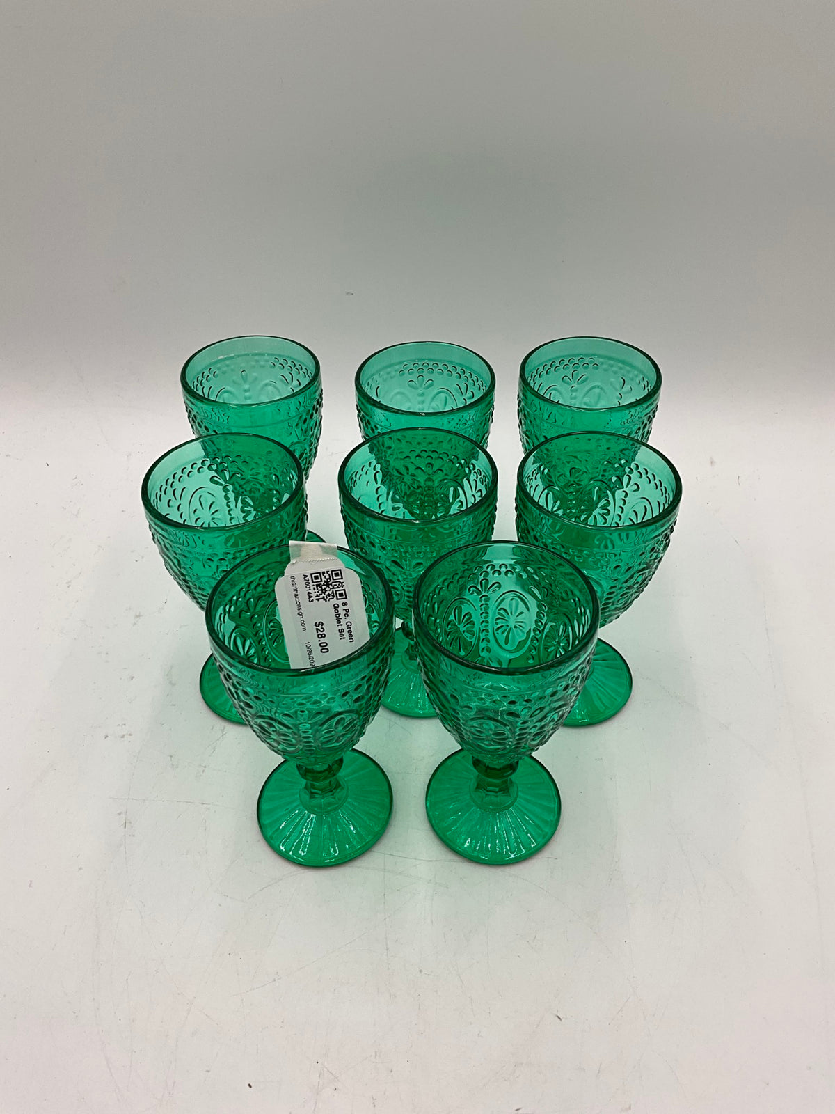 8 Pc. Green Goblet Set
