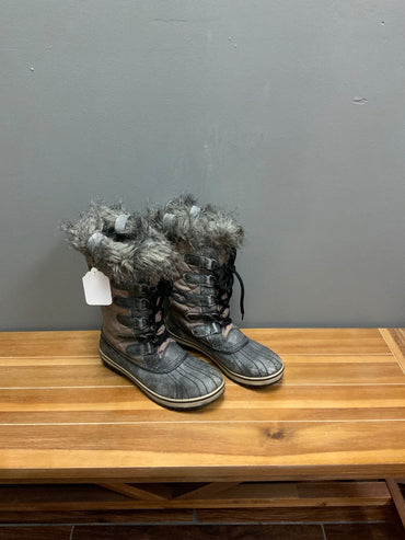 Sorel Boots Sz 9