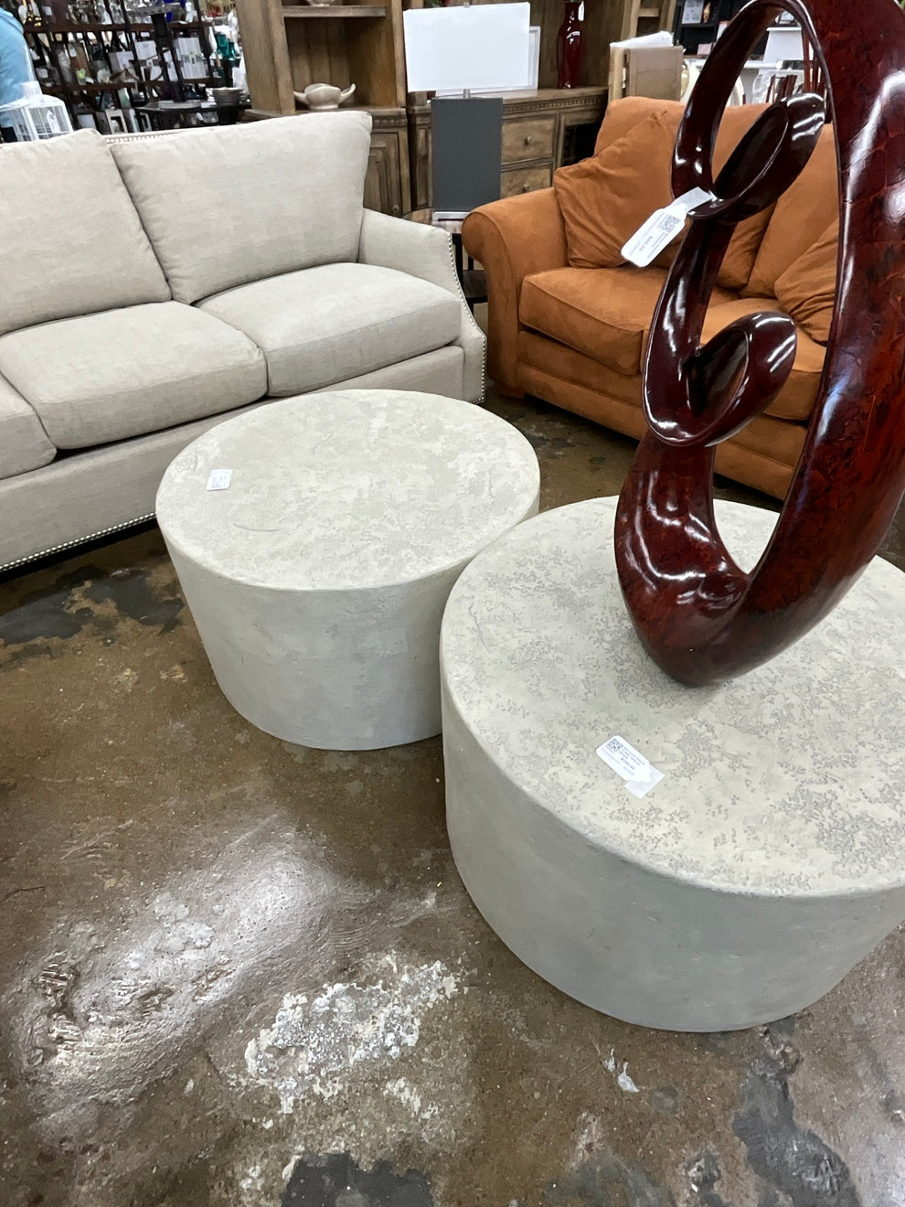 Bernhardt Round Coffee Table on Wheels – This n That Consignments