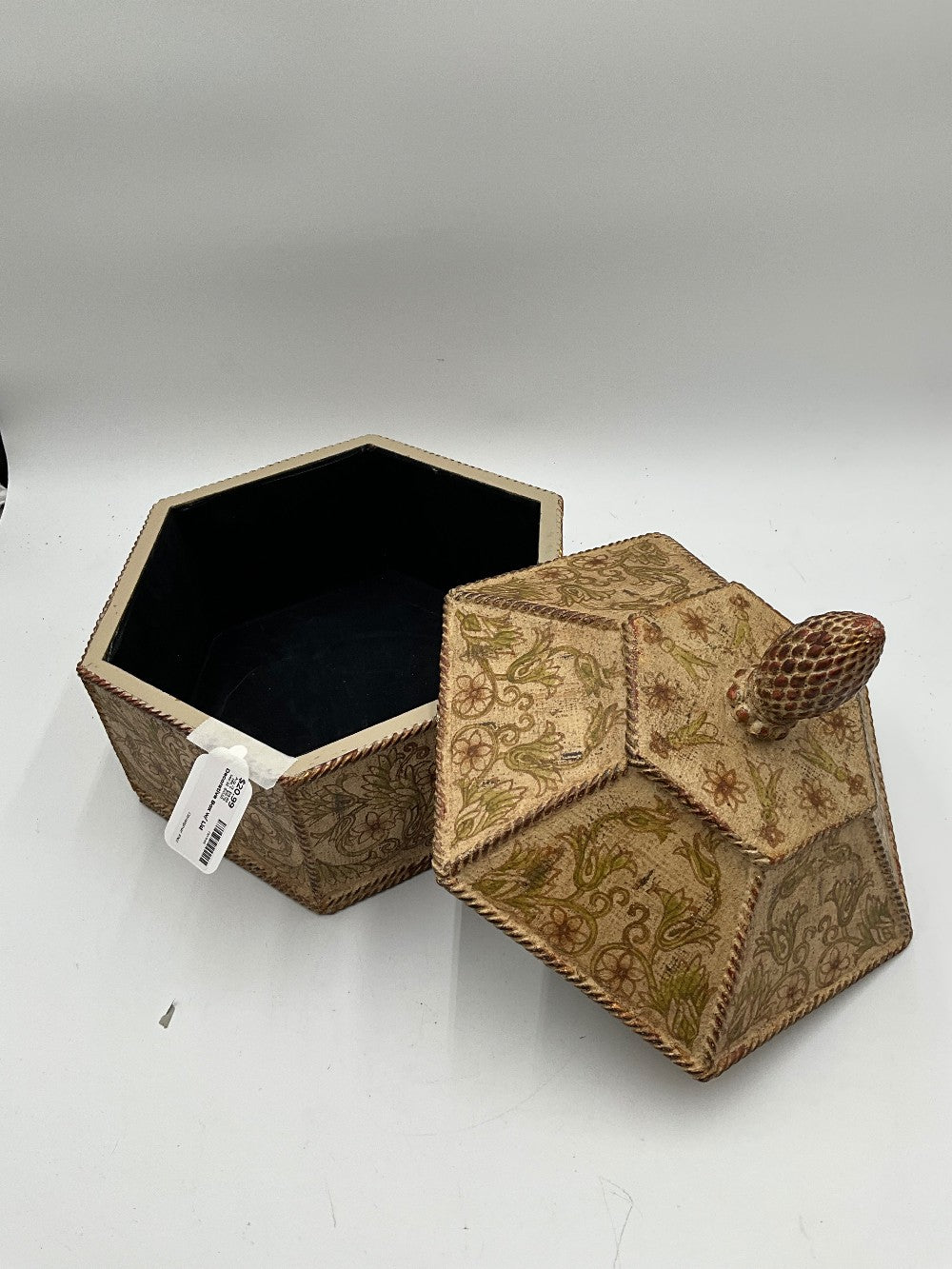 Decorative Box w/ Lid