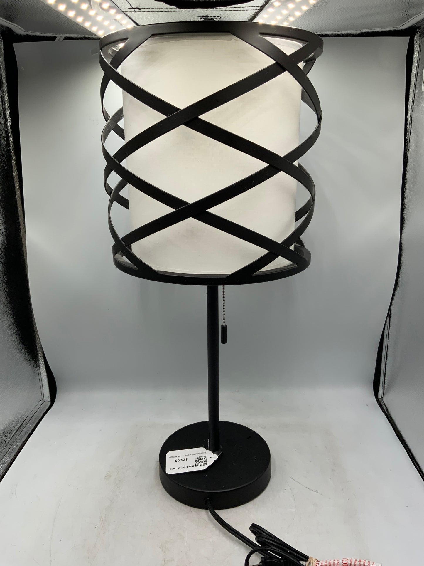 Black Metal Lamp