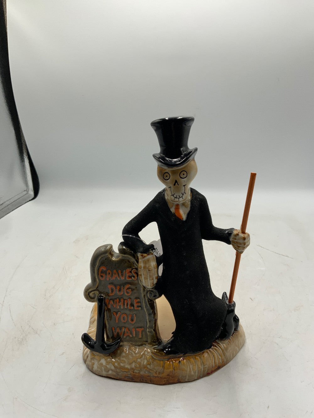 Yankee Candle Graves Dug... Candle Holder