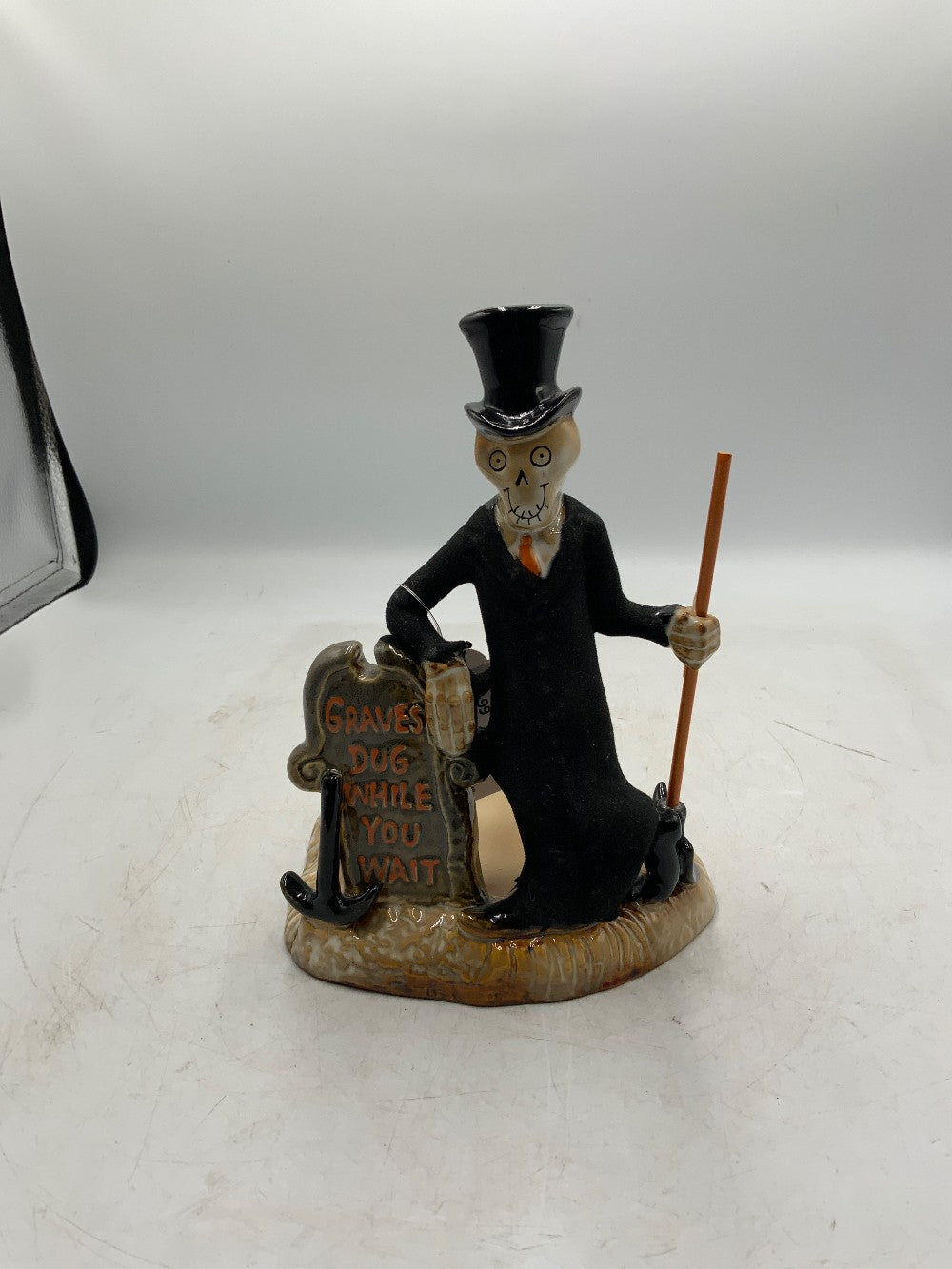 Yankee Candle Graves Dug... Candle Holder