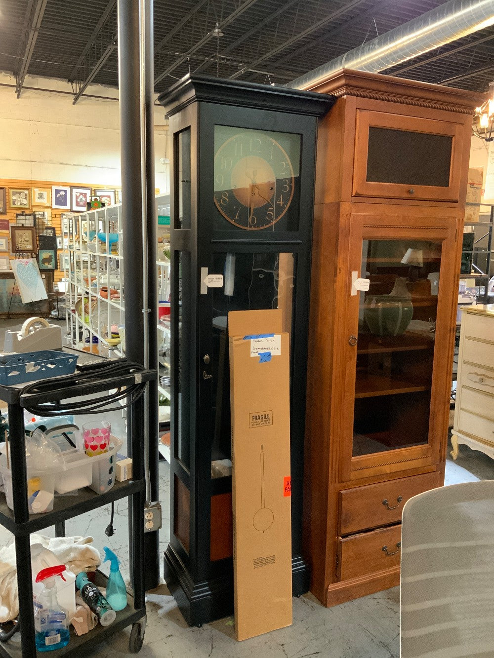 Grandfather Clock Howard Miller