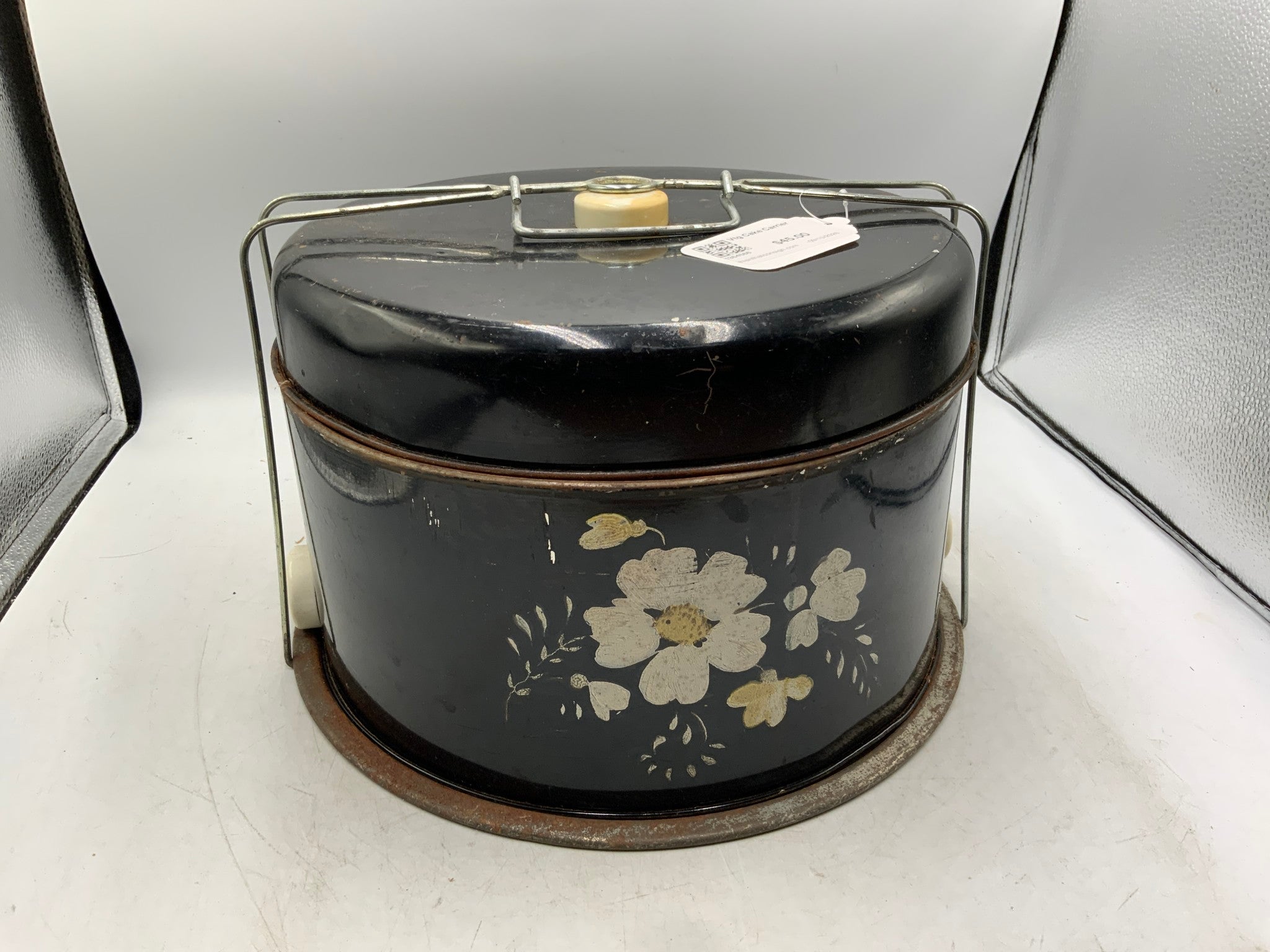 Vtg Cake Carrier