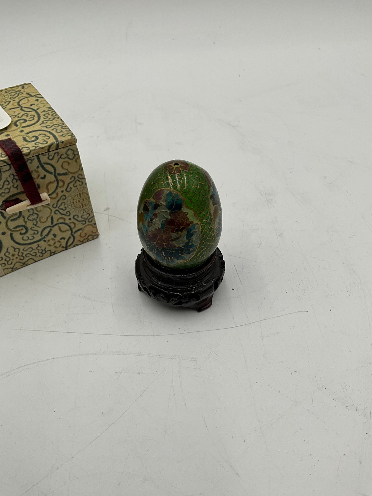 Vtg Chinese Cloisonne Enamel Egg on Stand