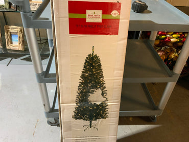 NEW 7 Ft Christmas Tree