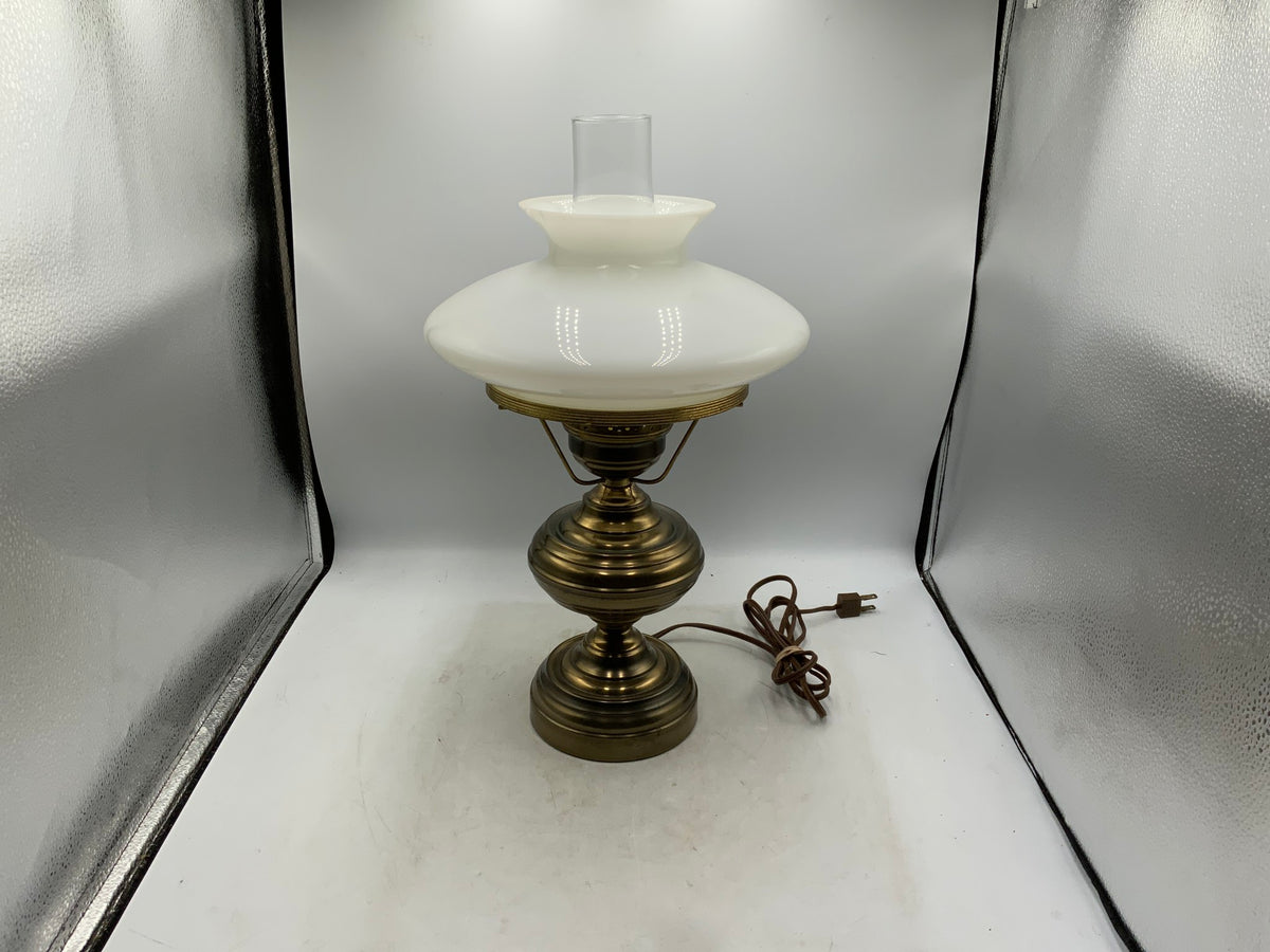 Vtg Brass Hurricane Lamp
