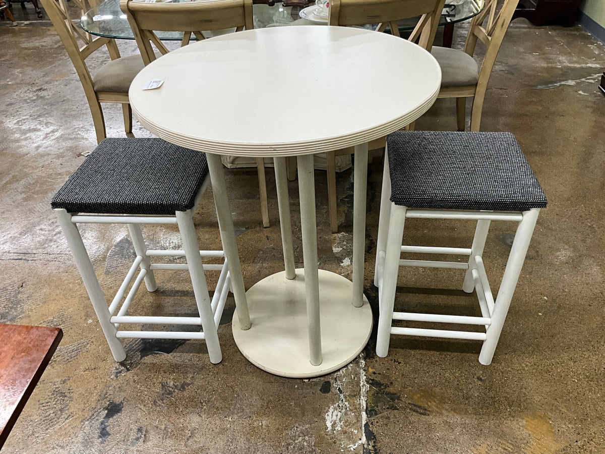 Hightop Table W/2 Stools