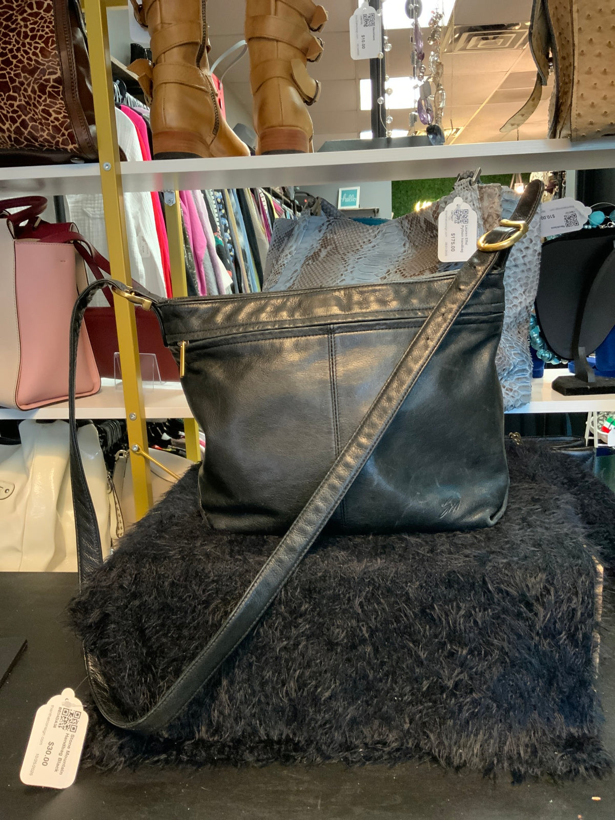Stone Mountain Handbag Black