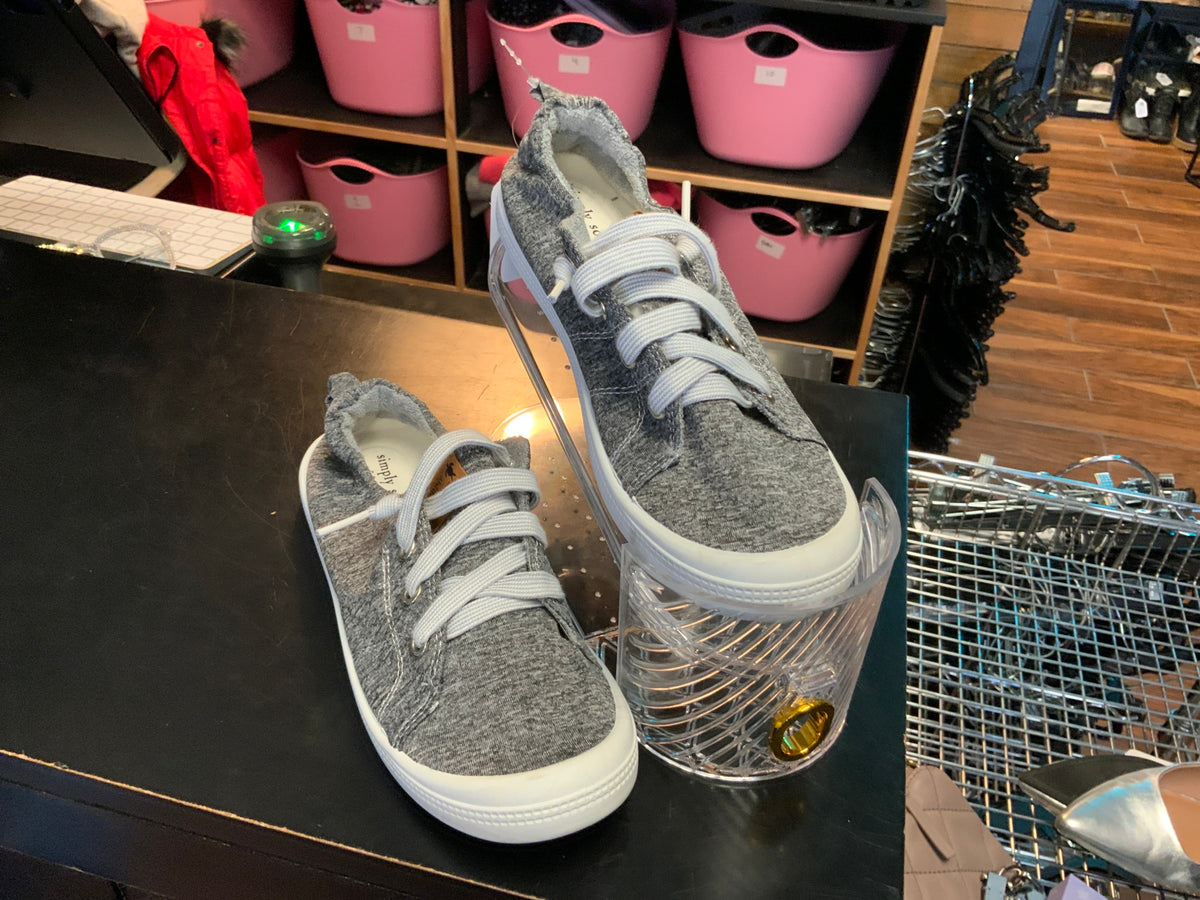 Simply Southern Shoe Sz 6