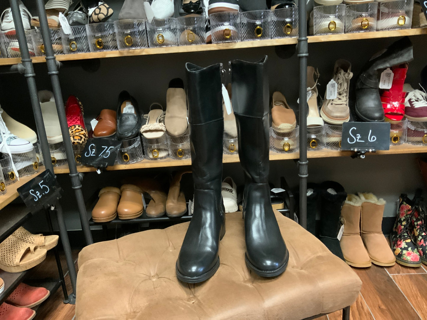 Etienne Aigner Boots Sz 10