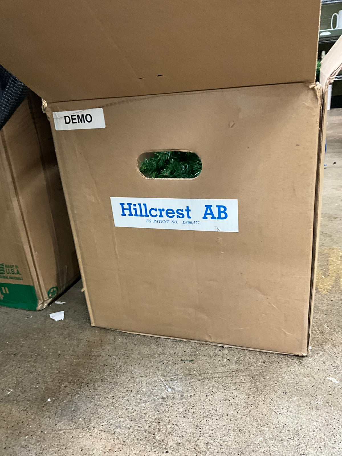 Hillcrest Tree W/Stand