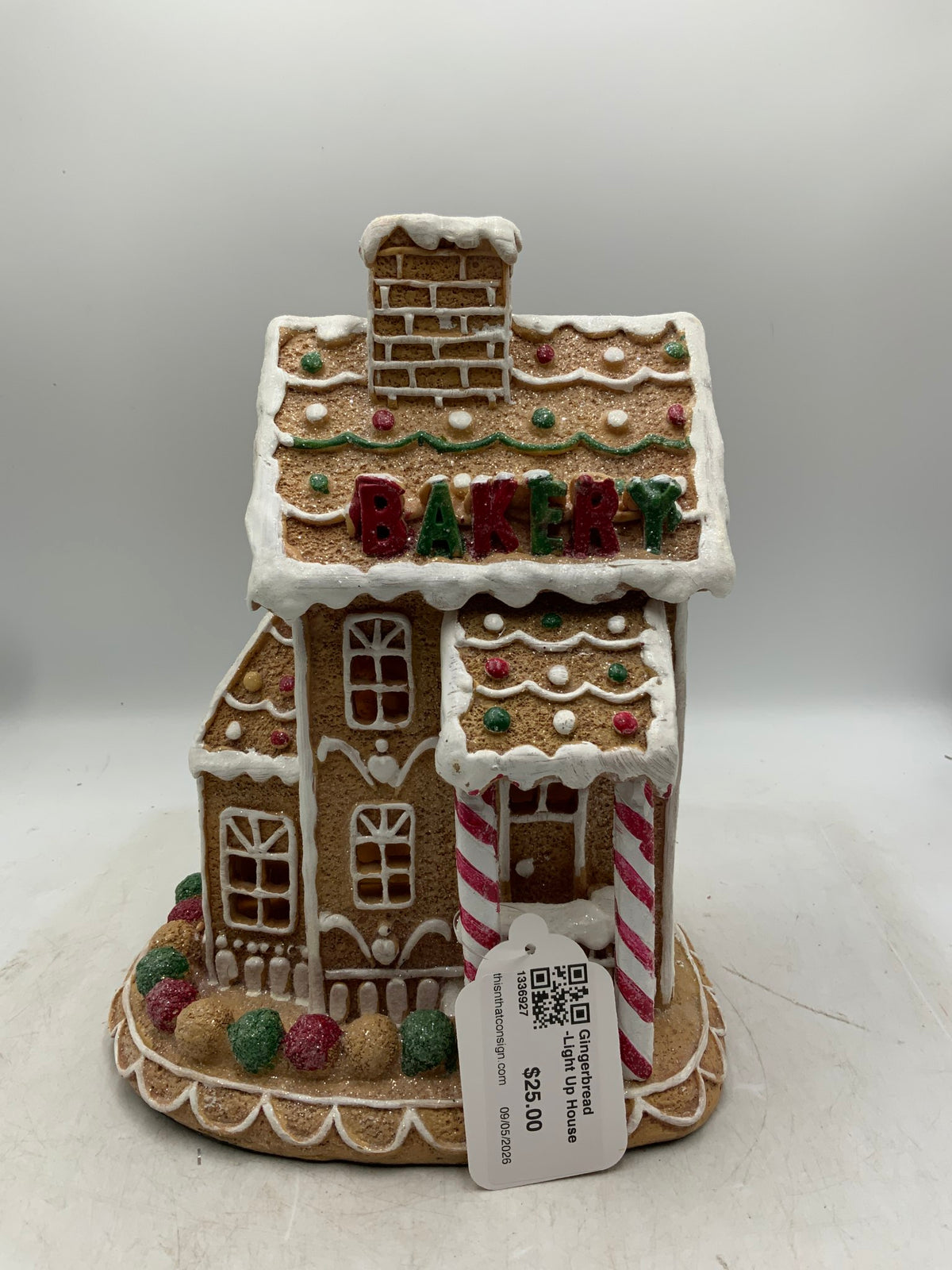 Gingerbread -Light Up House