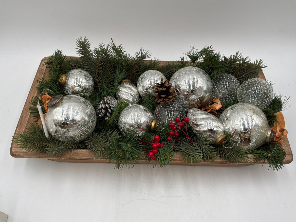 XL Wood Tray w Greenery & Ornaments