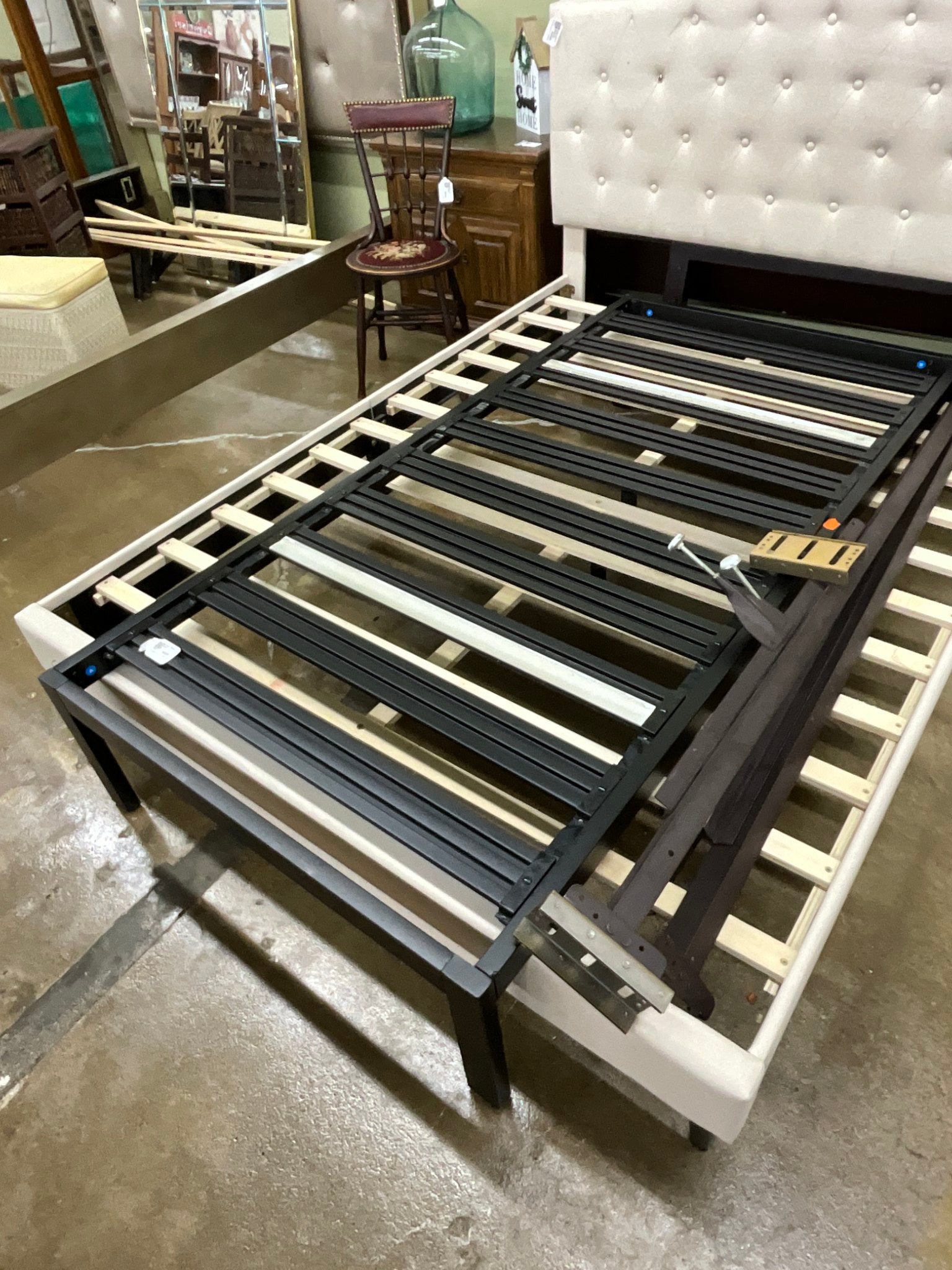 Queen Platform  Bed