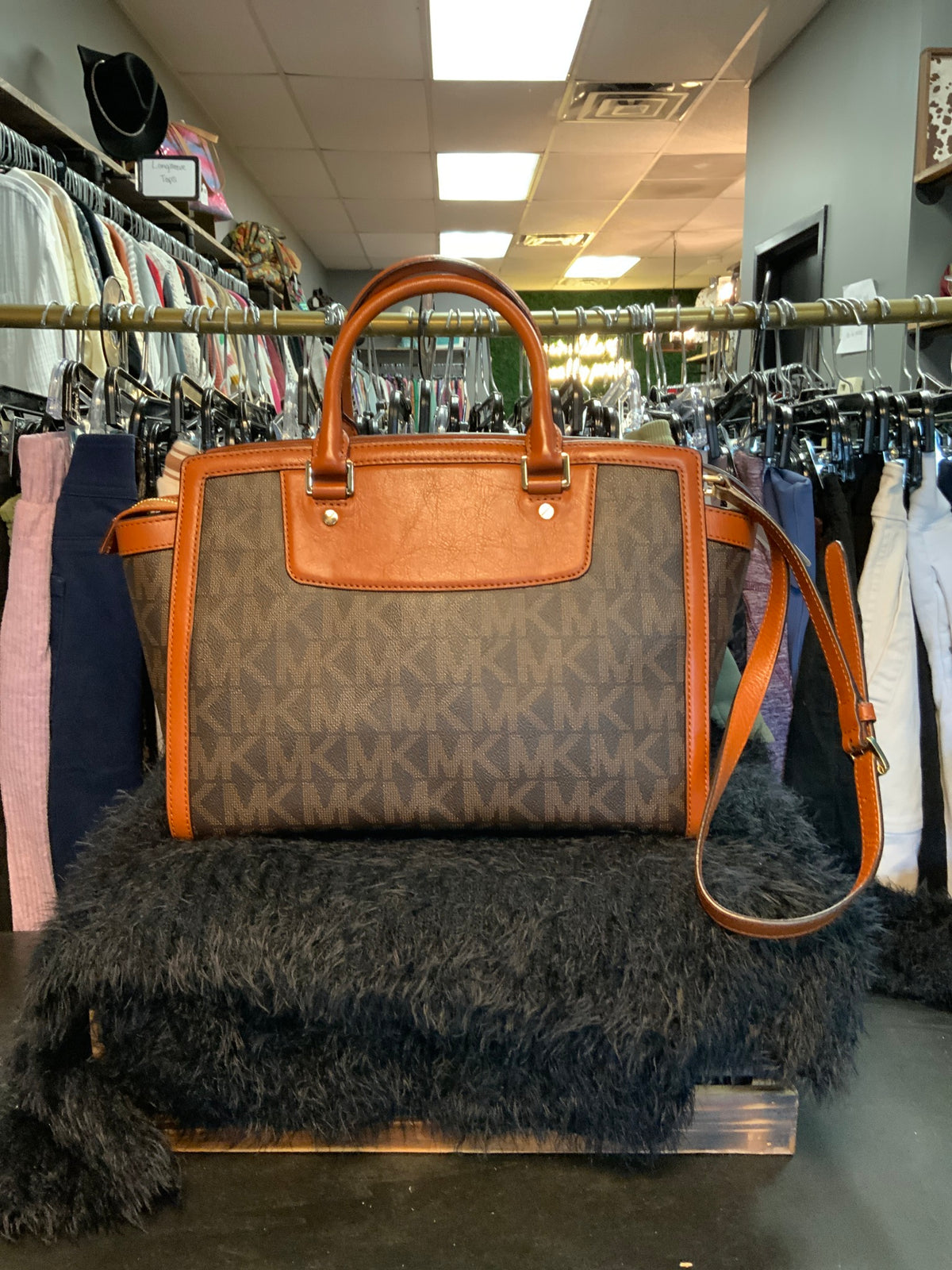 Michael Kors Handbag w/Crossbody Strap