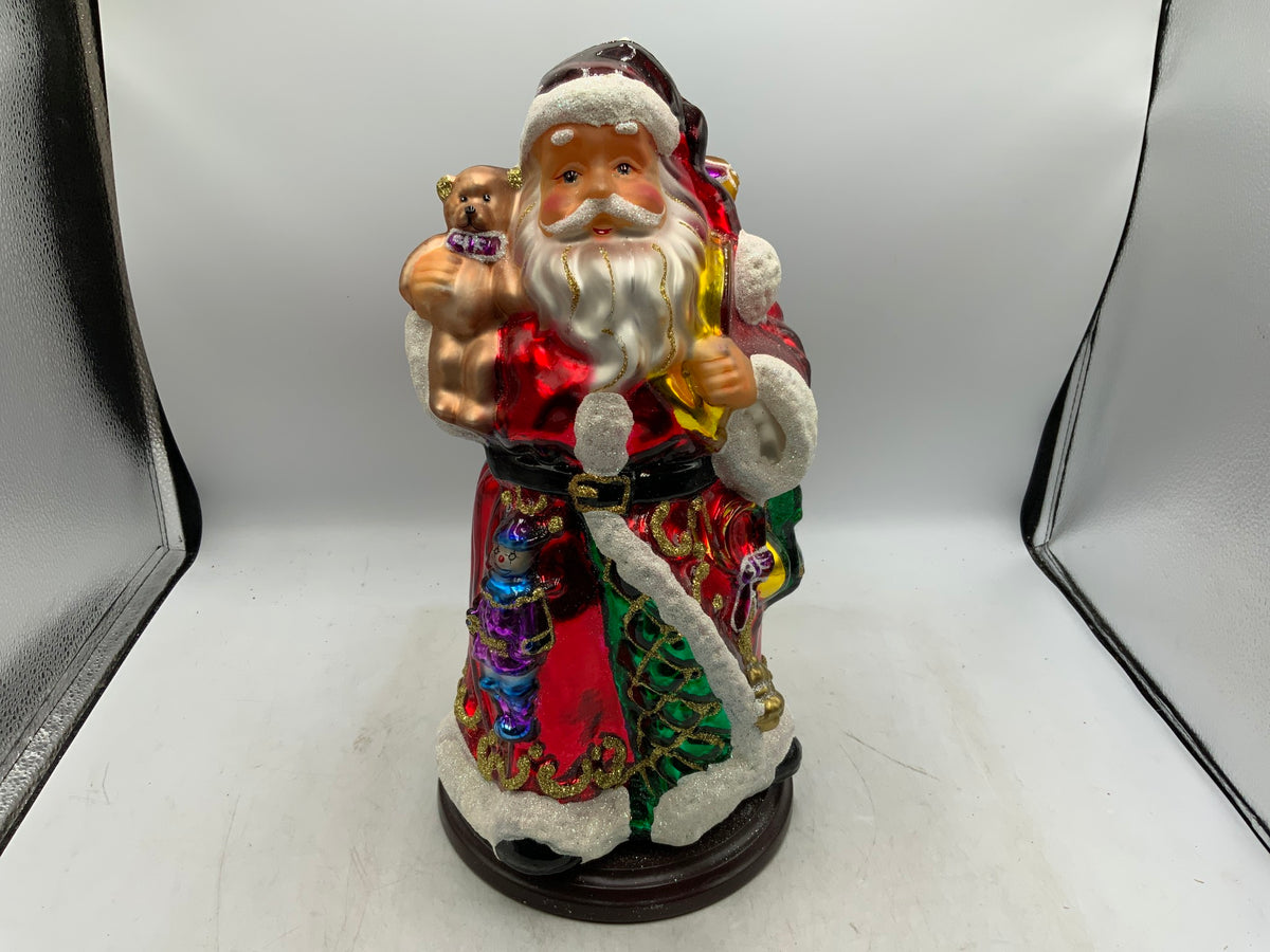 Thomas Pacconi Santa