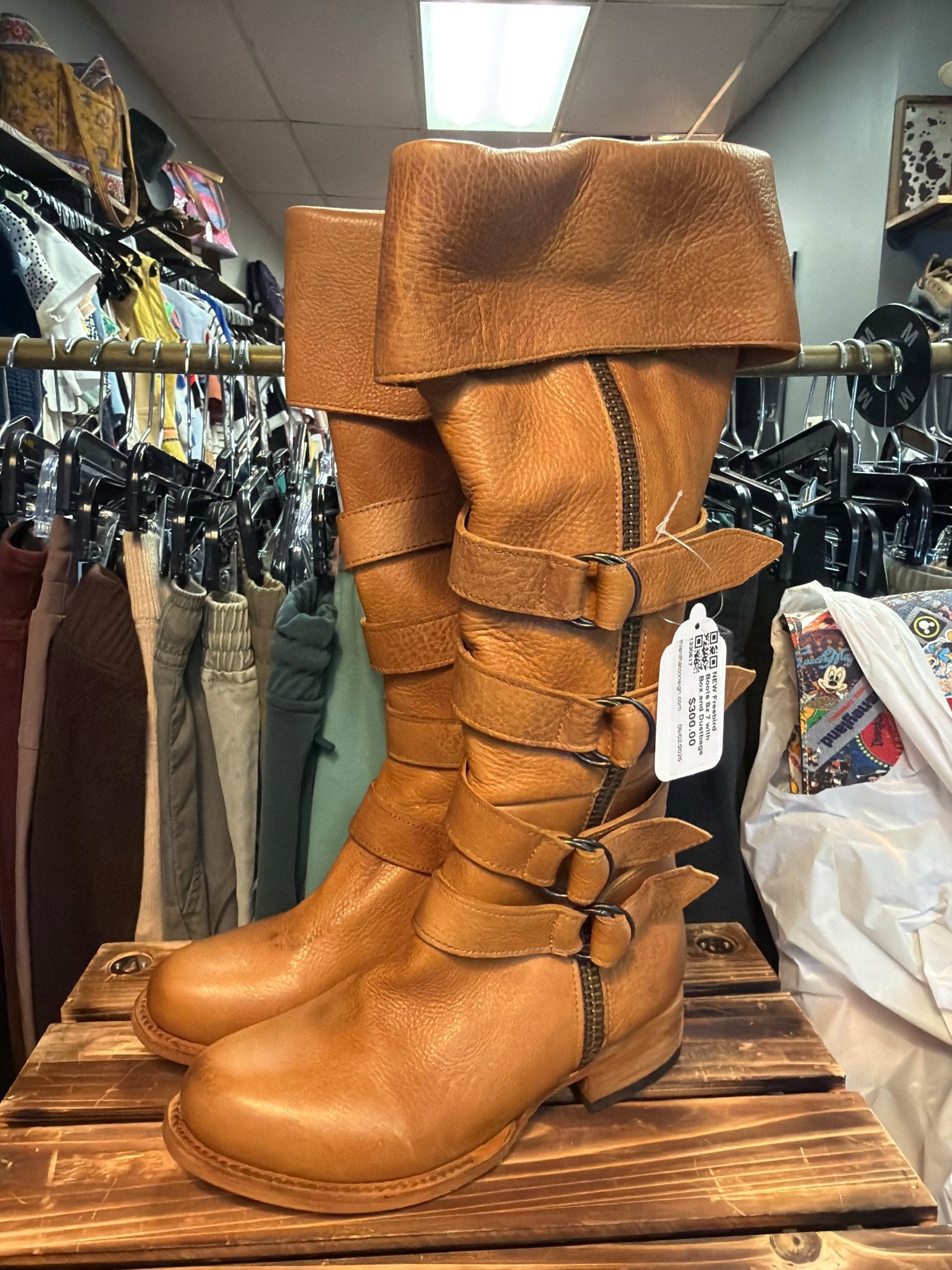 NEW Freebird Boots Sz 7 with Box and Dustbags