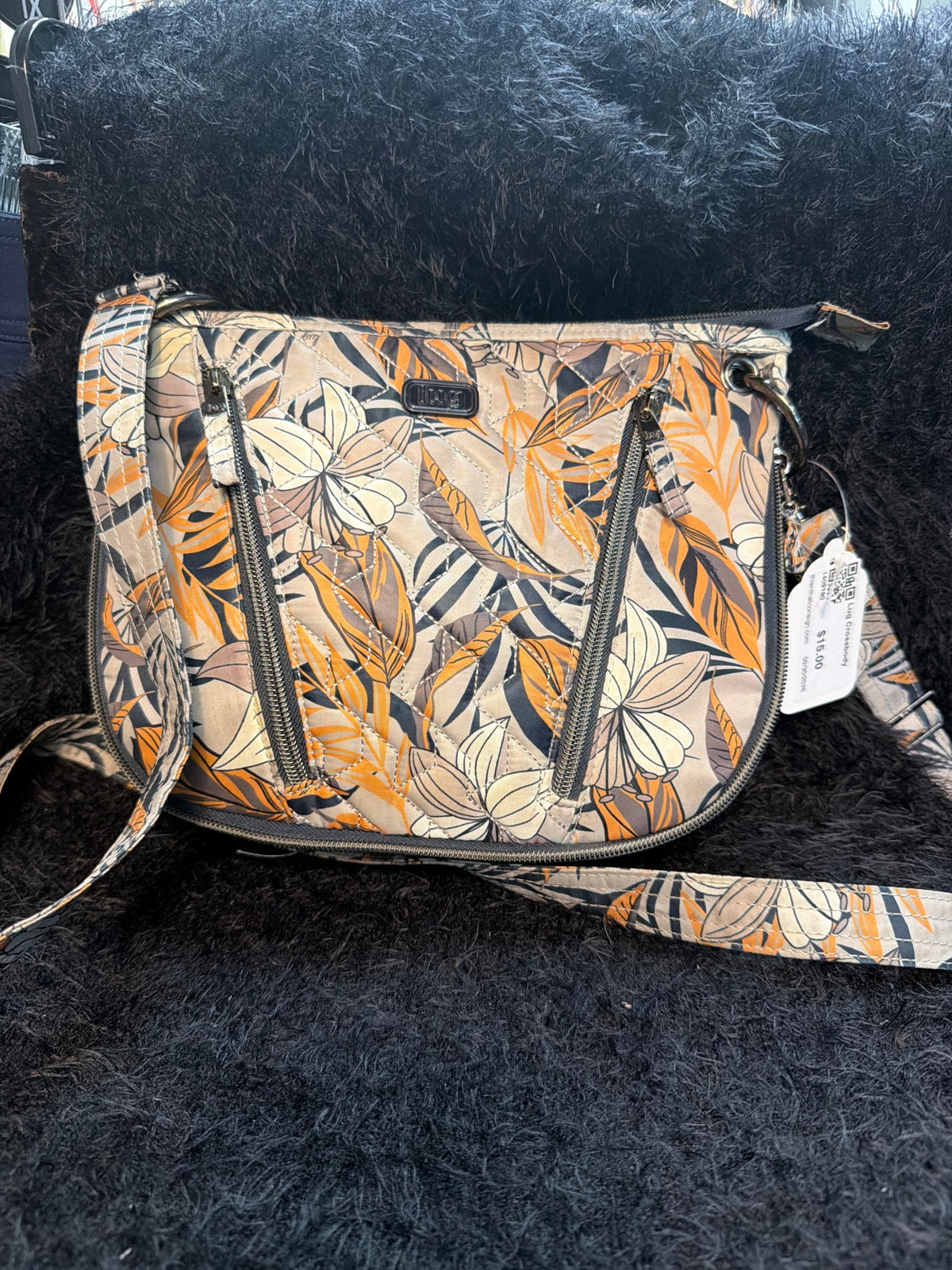 Lug Crossbody