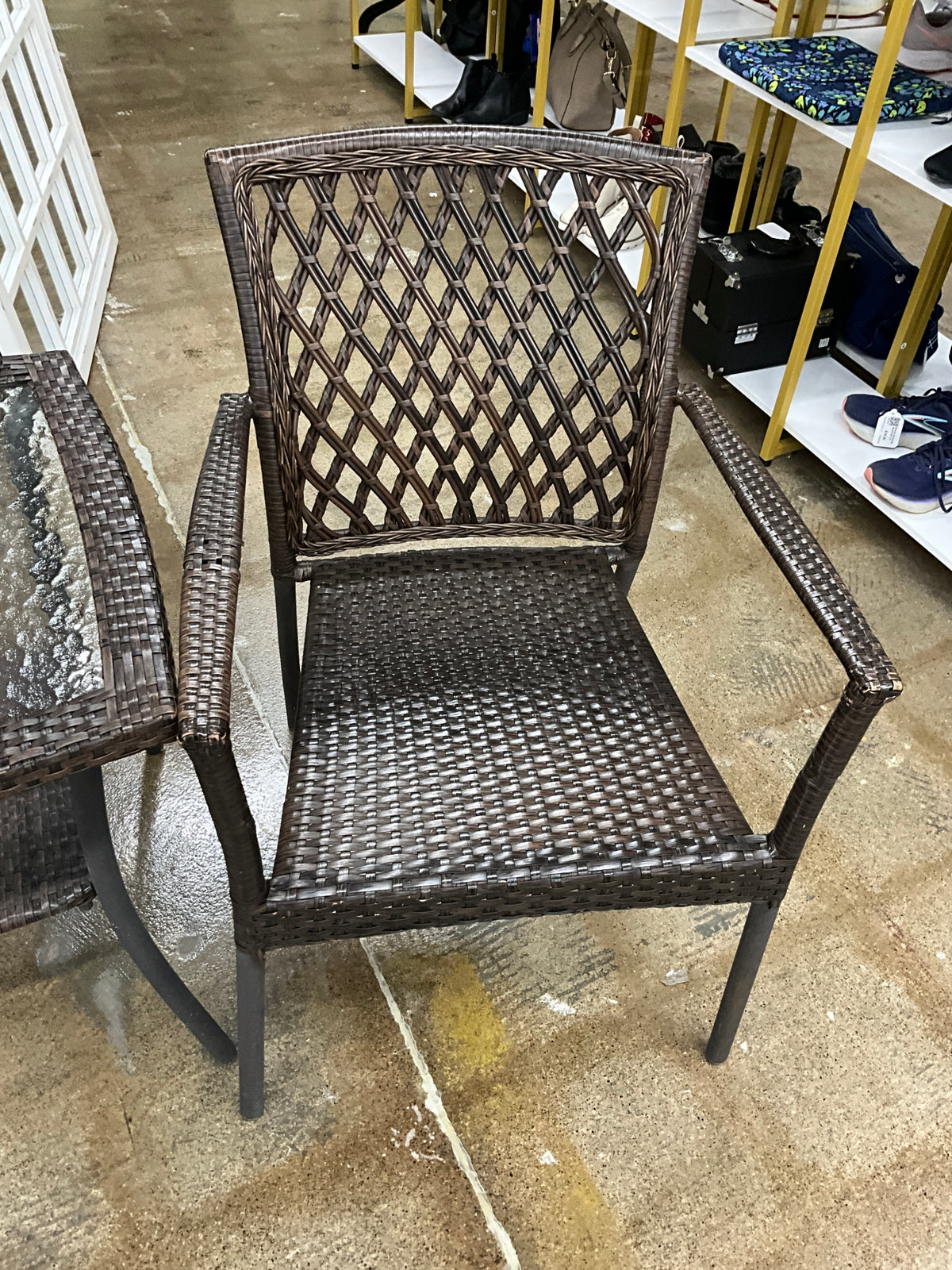 Outdoor Table w/2 Chairs