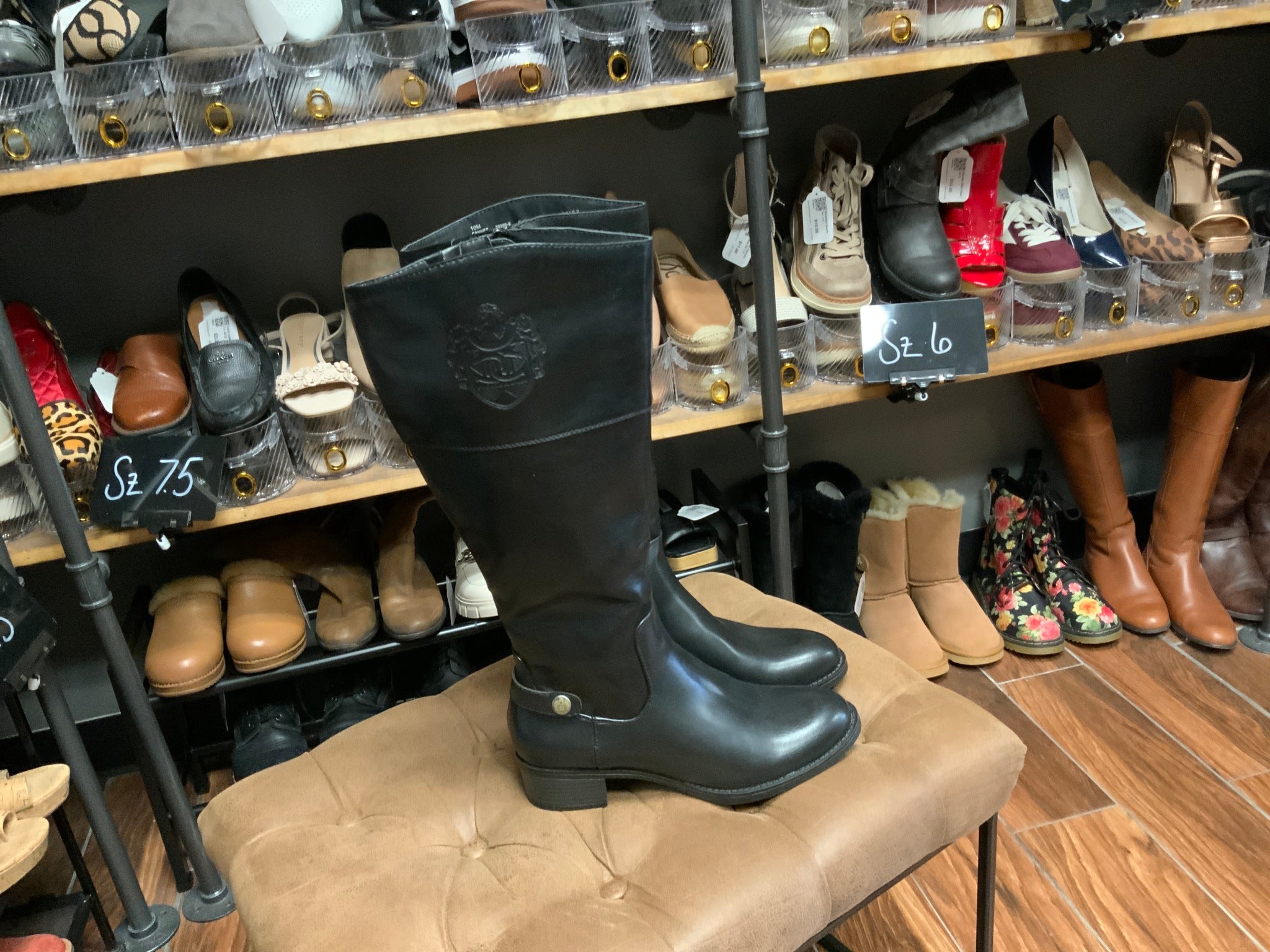 Etienne Aigner Boots Sz 10