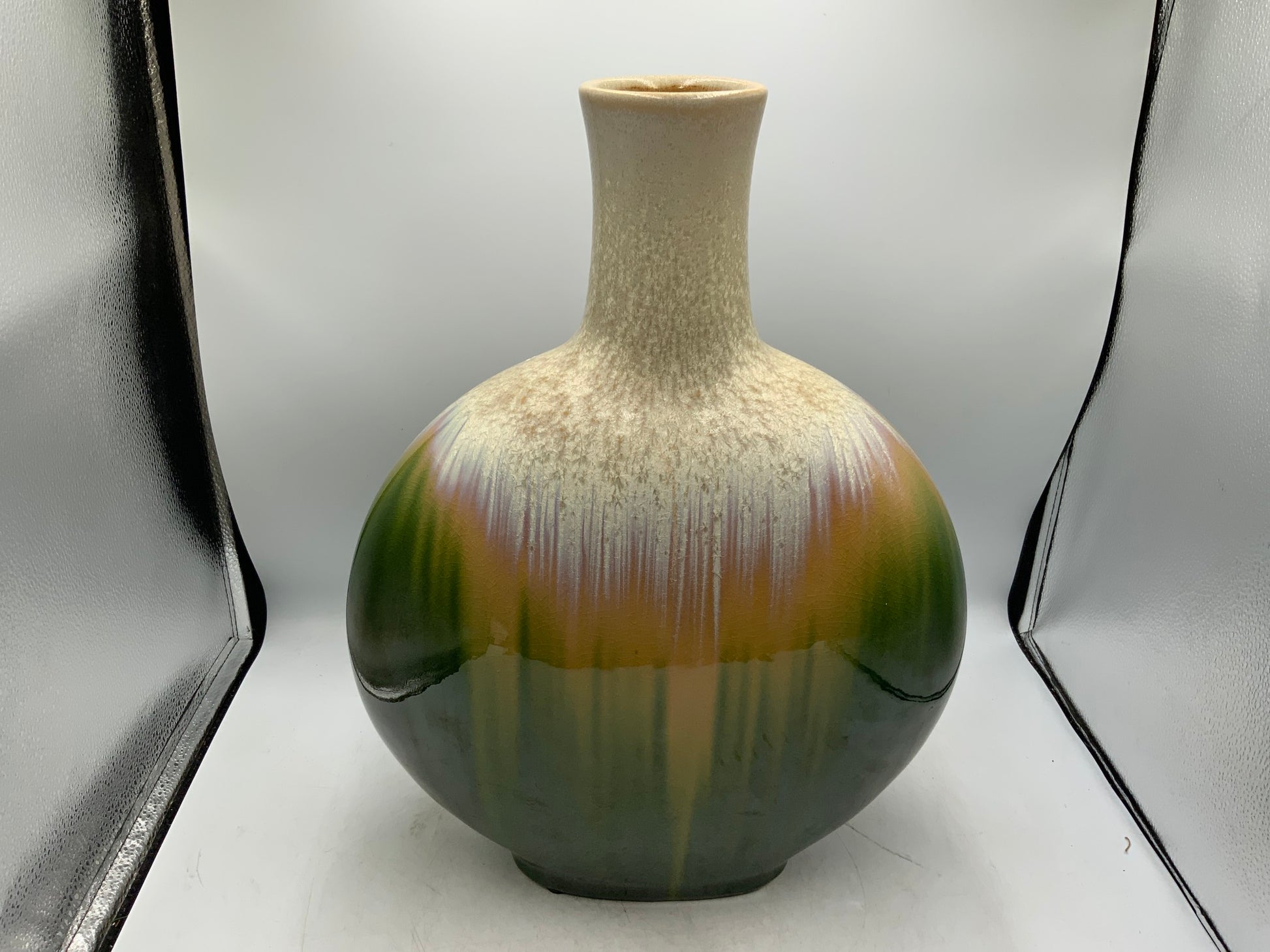 Lg Green Vase