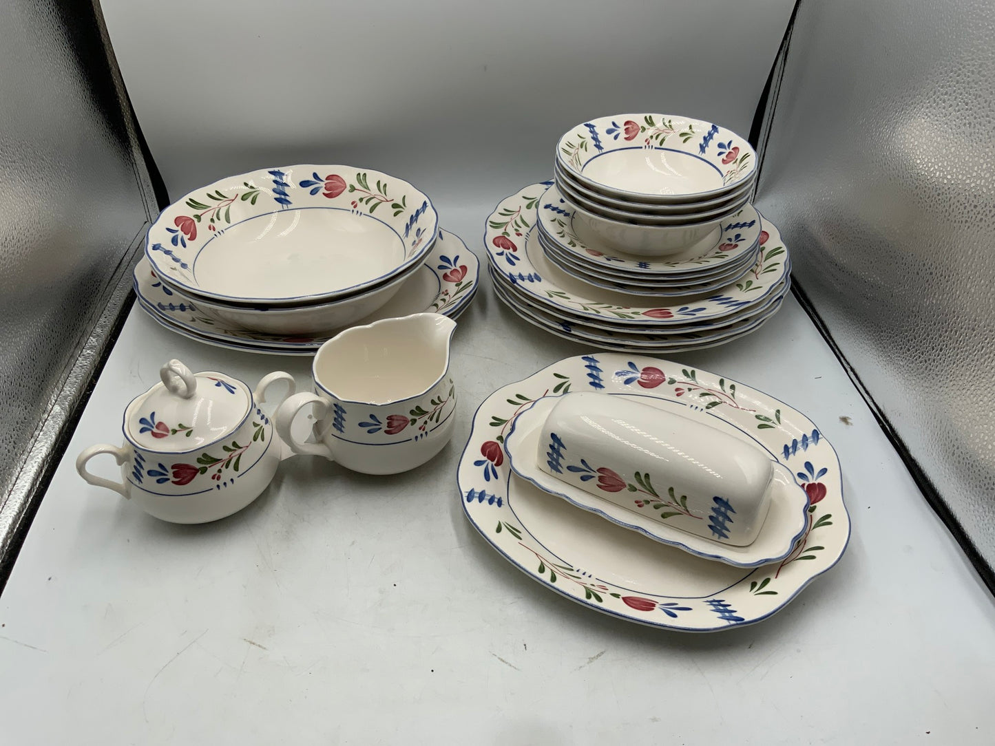 Nikko Avondale 20 pc Dish Set
