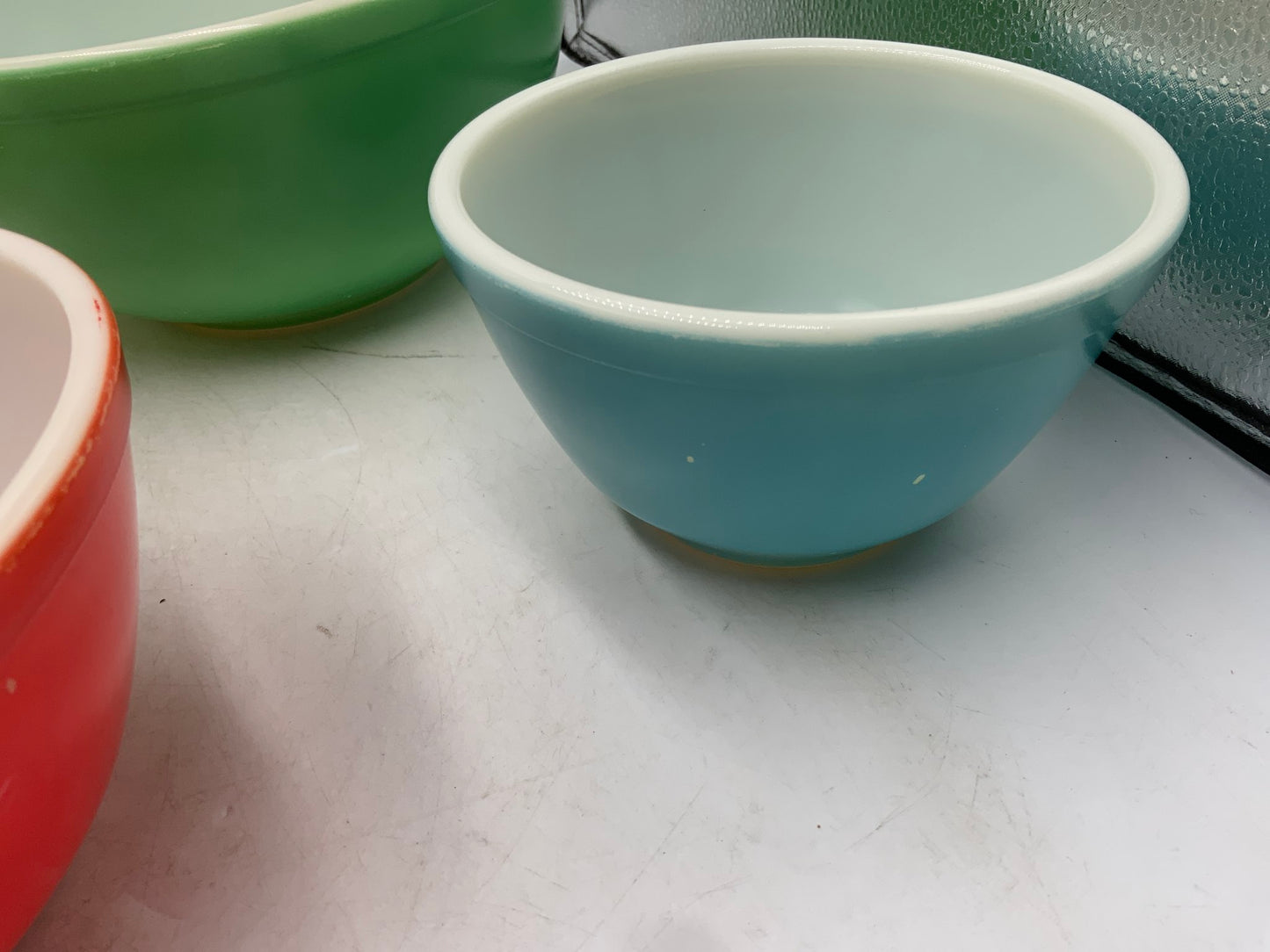 Pyrex Primary Colors Mixing Bowls Set of 4