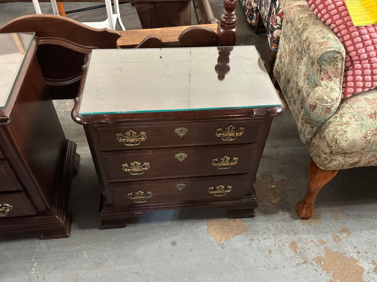 Sm Cherry Wood Night Stand