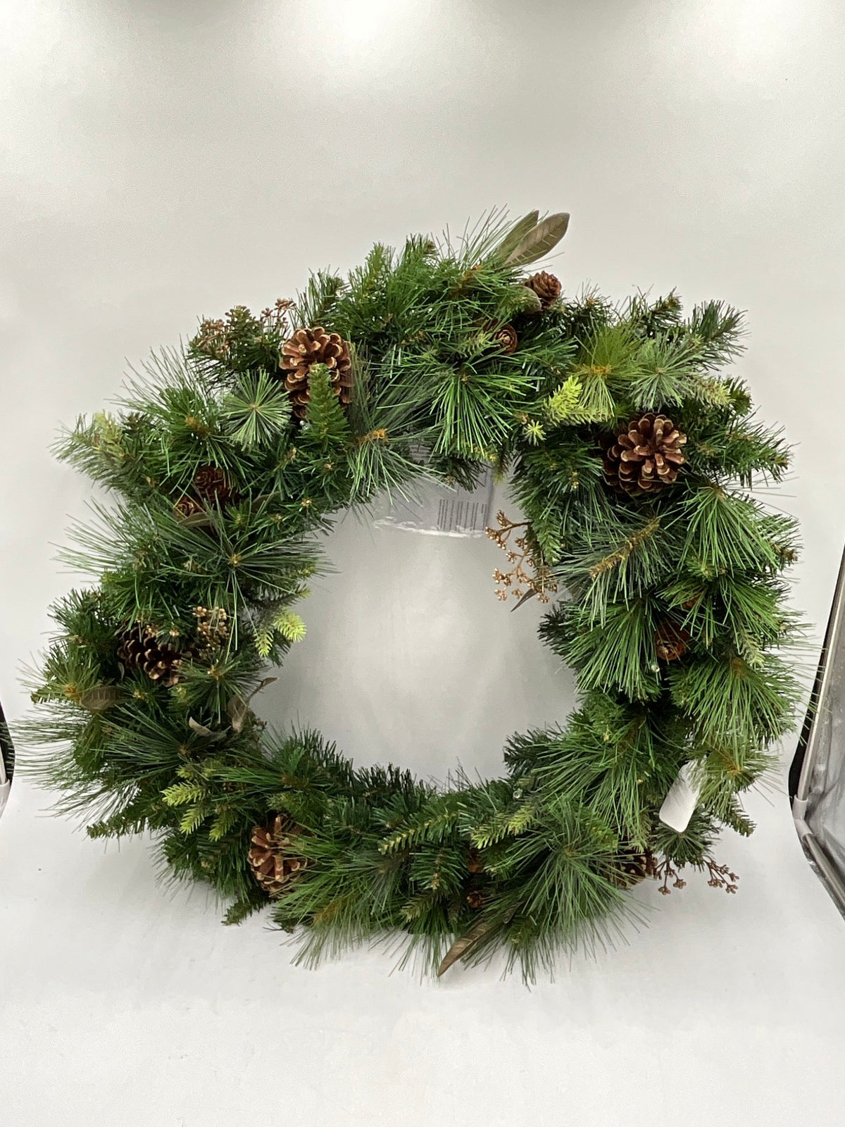 XL Pre Lit Wreath