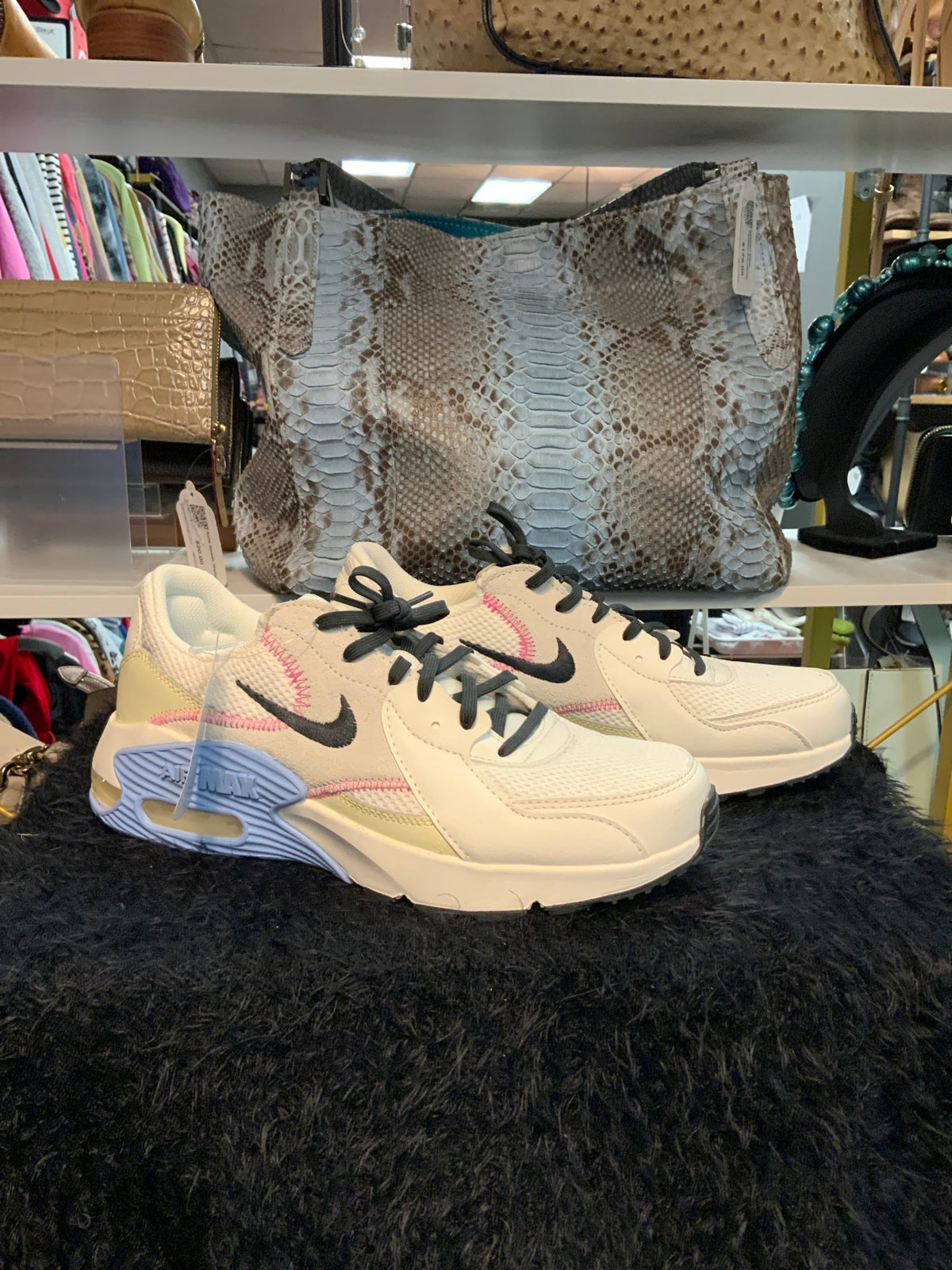 Nike Air Max Sz 9.5