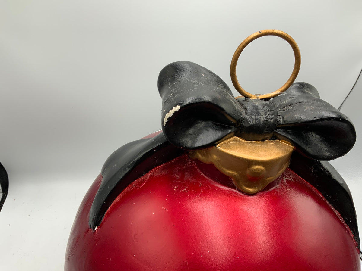 Lg J - Ornament Decor
