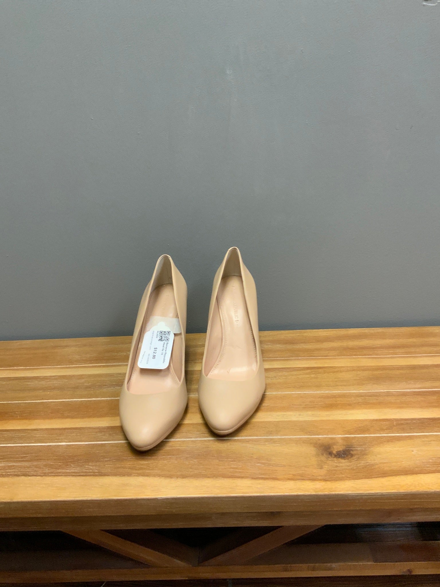 Banana Republic Heel Sz 10