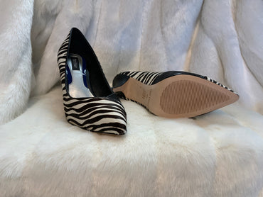 NEW White House Black Market Zebra Heels sz 7.5