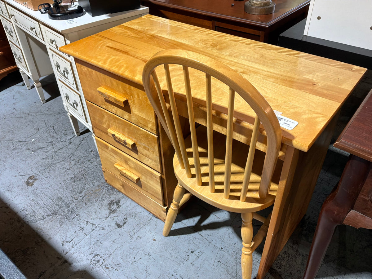 Light Wood Desk W /Chair