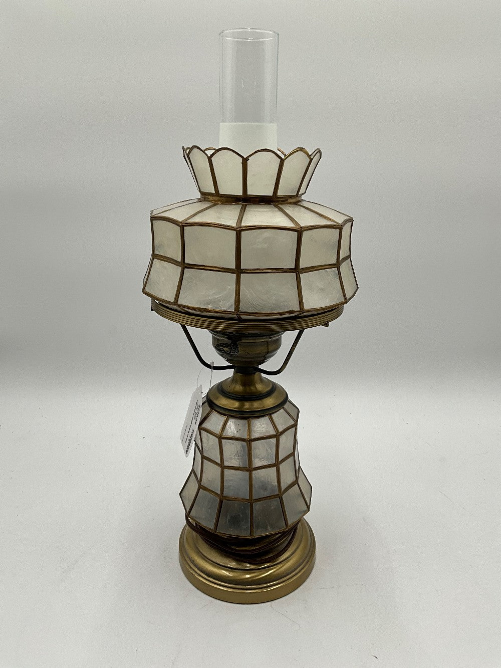 Vtg Capiz Shell Table Lamp