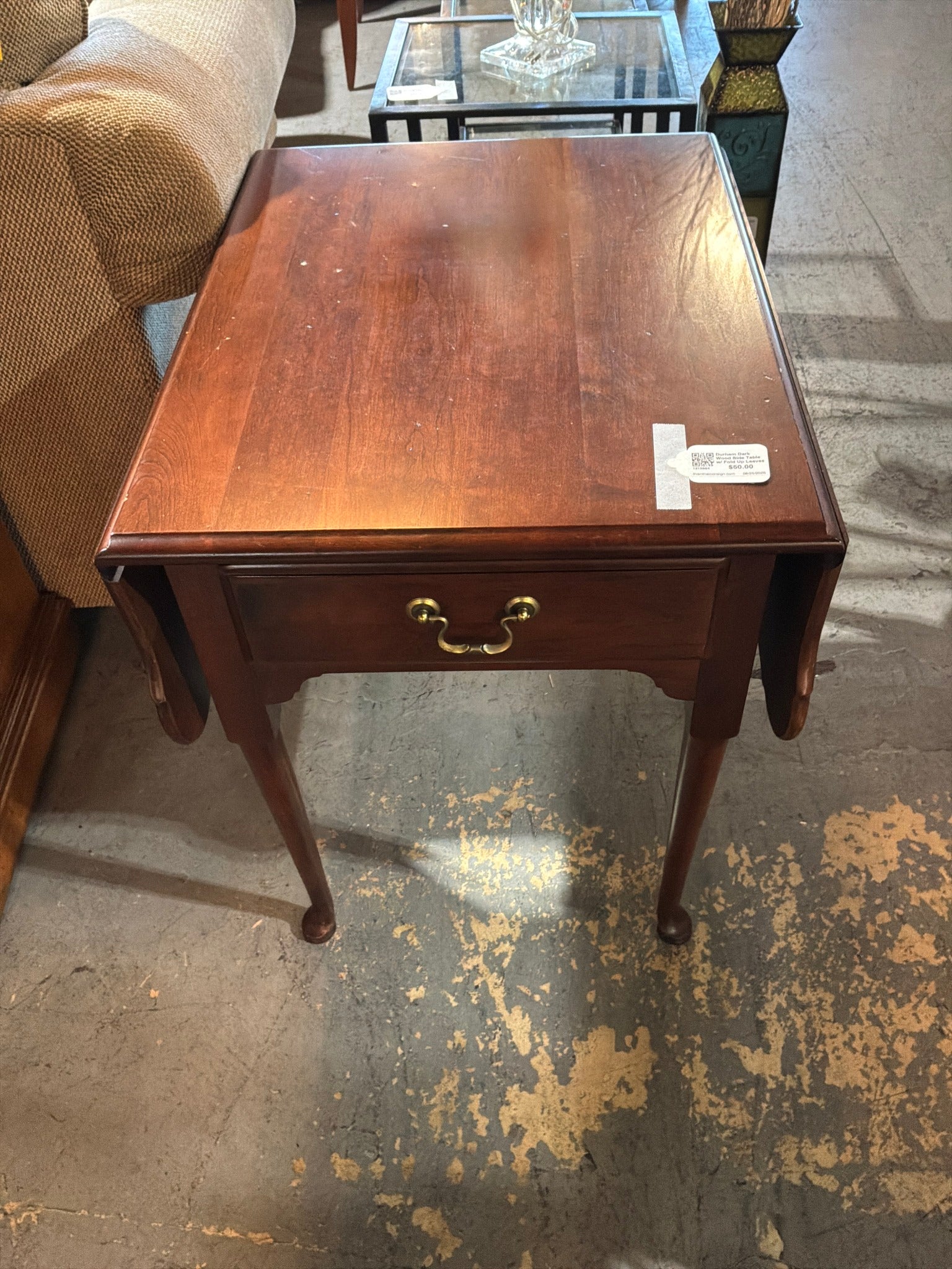 Durham Dark Wood Side Table w/ Fold Up Leaves