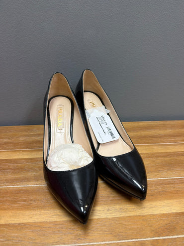 Black Prada Heel sz 6.5