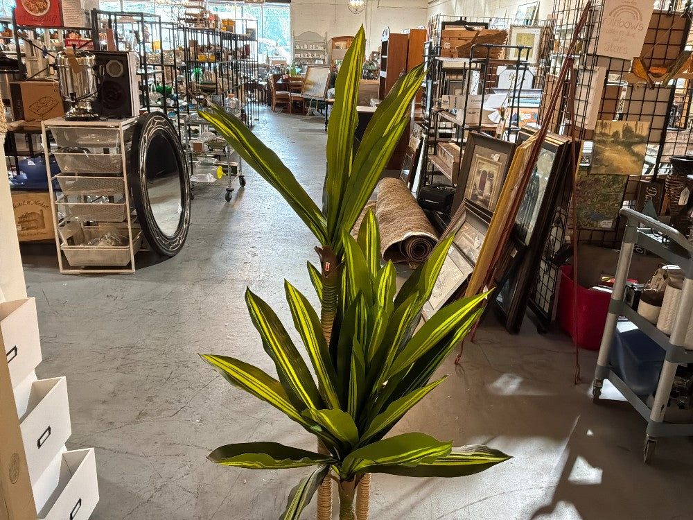 Lg Faux Plant