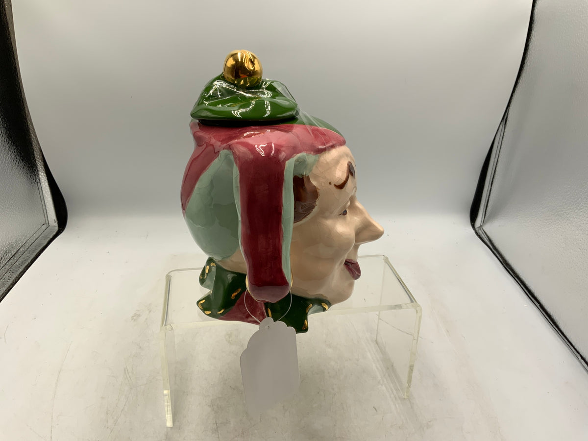 Elf Pitcher